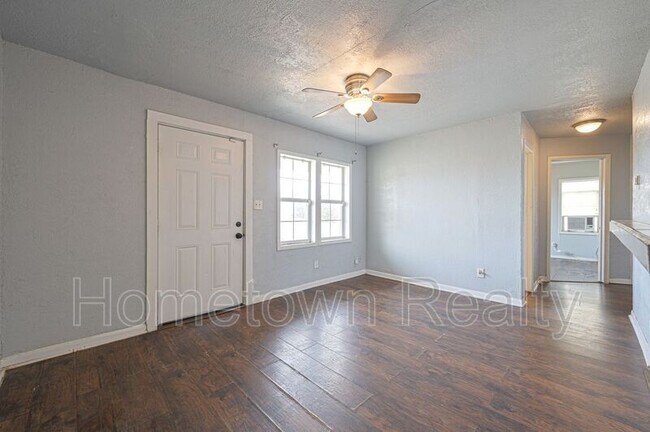 Building Photo - 12728 Nelson Ave