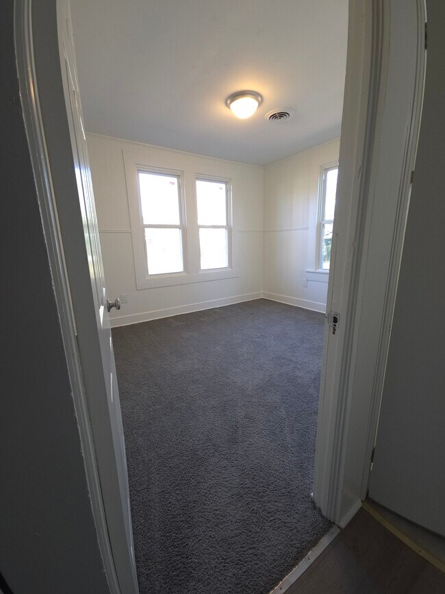 Foto del edificio - 804 Branton Ave