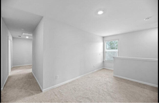 Building Photo - 218 Sweet Cherry Ln