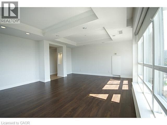 Building Photo - 360 Pearl St