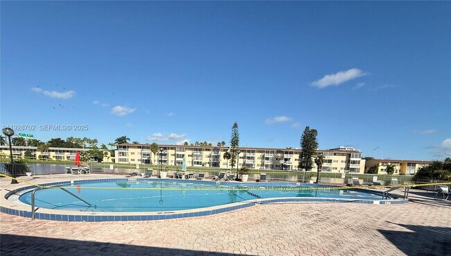 Foto del edificio - 2820 NE 201st Terrace