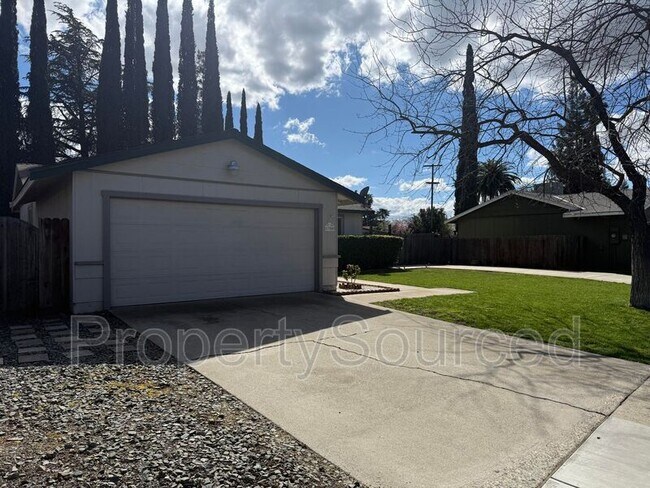 Foto del edificio - 1708 Applegate Dr