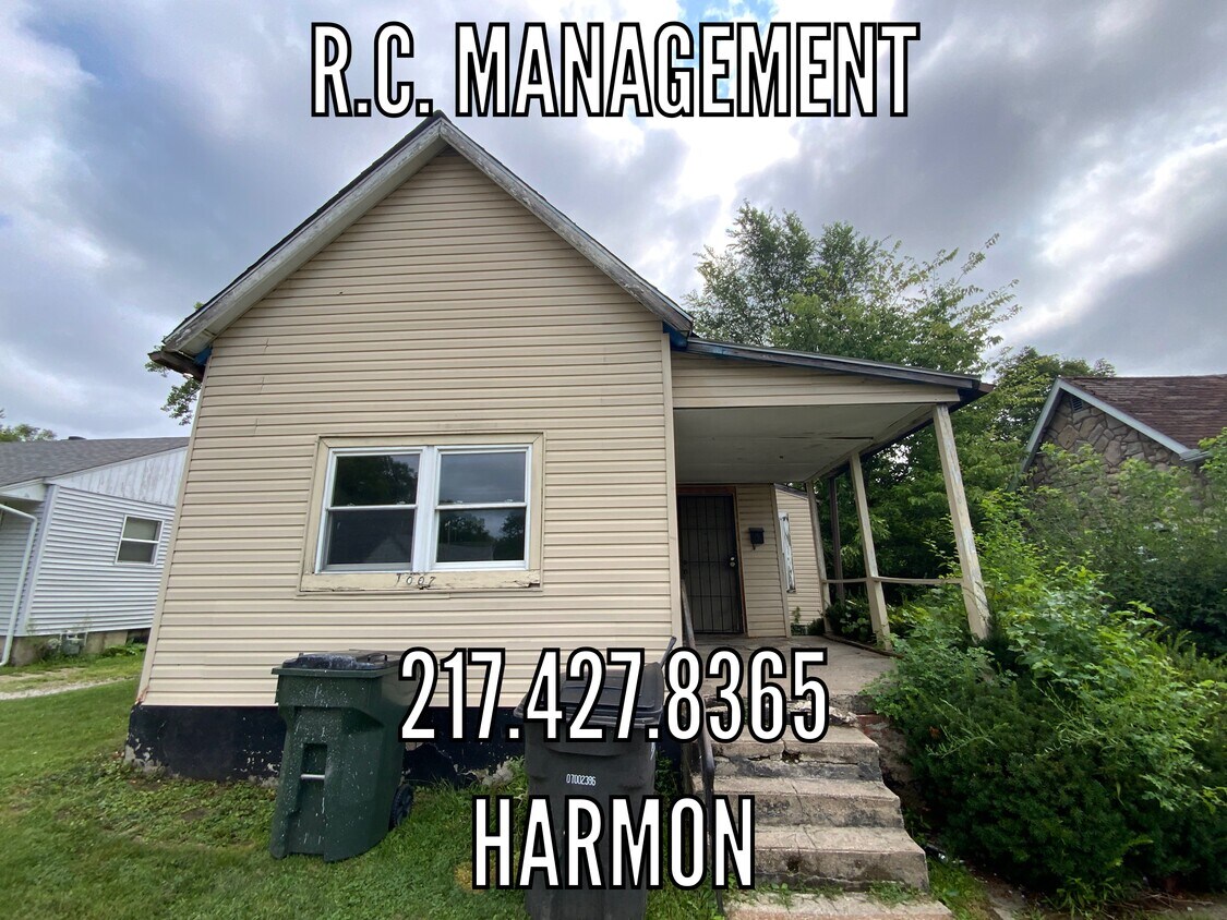 1007 Harmon St, Danville, IL 61832 House for Rent in Danville, IL