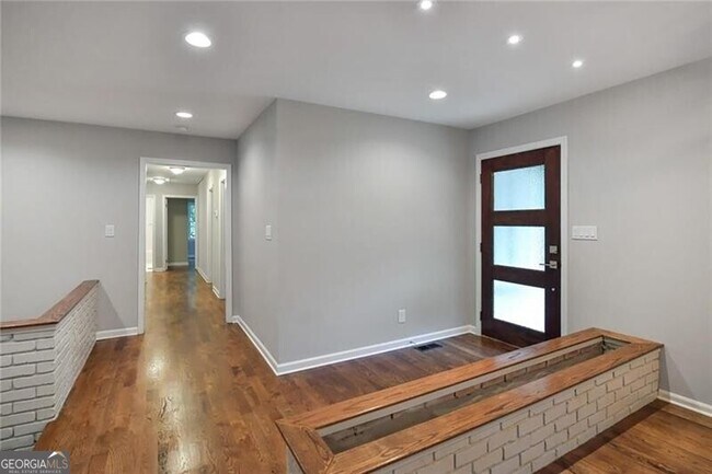 Foto del edificio - 4176 Triple Creek Ct NE