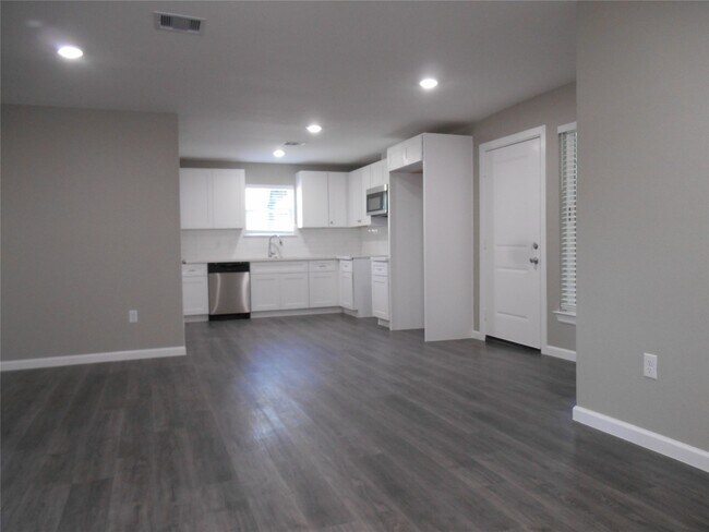 Foto del edificio - 1547 Greenfield Rd