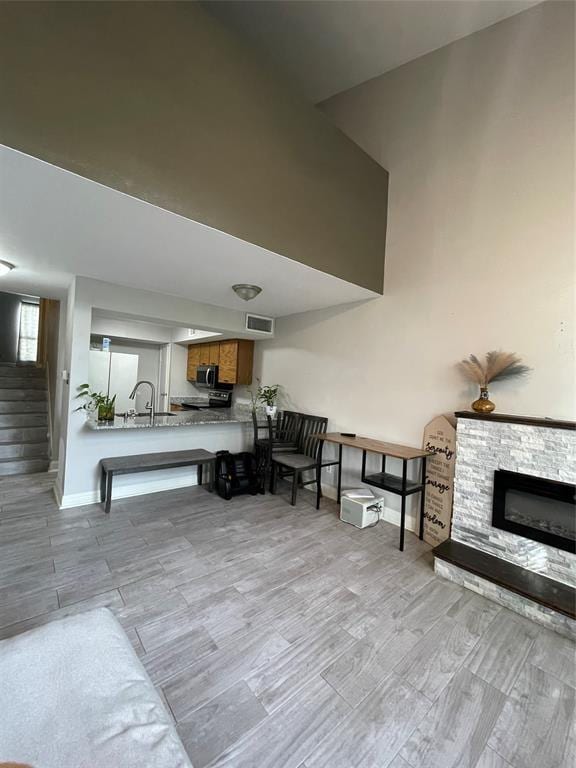Building Photo - 3741 Sunrise Dr