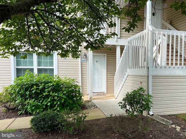 Building Photo - 2608 Beacon Hill Dr