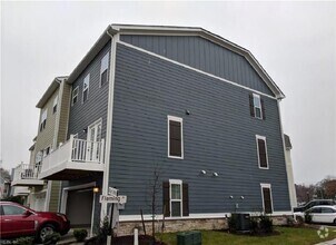 Building Photo - 528 William Tiedeman Ln