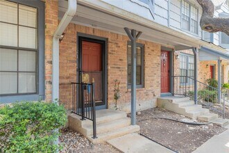 Building Photo - 1411 Gracy Farms Ln