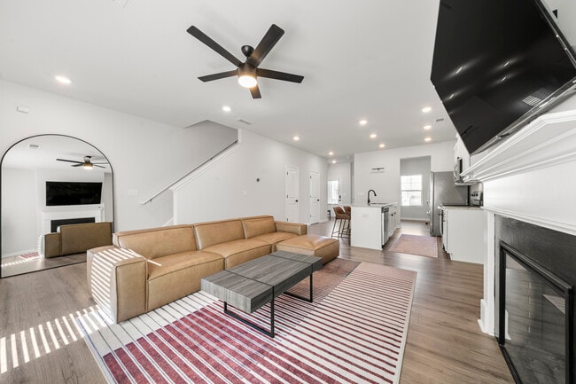 Foto del edificio - 4316 Mallory Ct