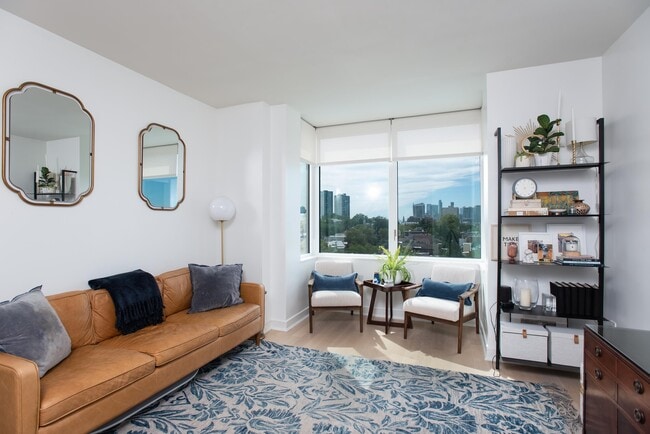 Foto del edificio - 1000 Maxwell Ln