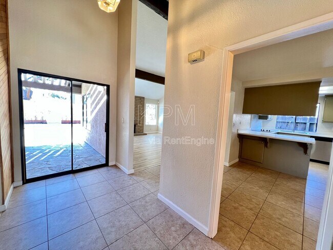 Building Photo - 4517 Da Vinci Dr