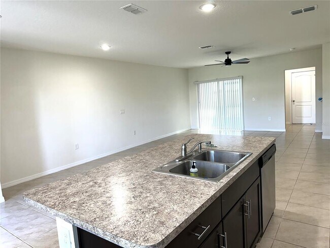 Building Photo - 1578 Dalehurst Ln