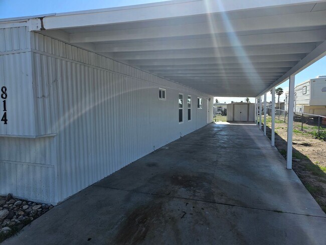 Foto del edificio - 2 Bedroom Single Wide Mobile in Bullhead City