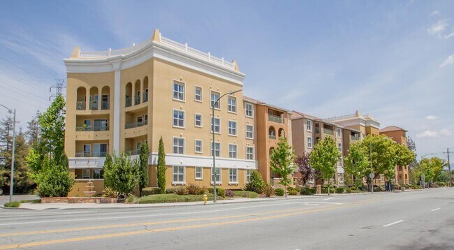 Villa Fontana Exterior - 1445 Fruitdale Ave