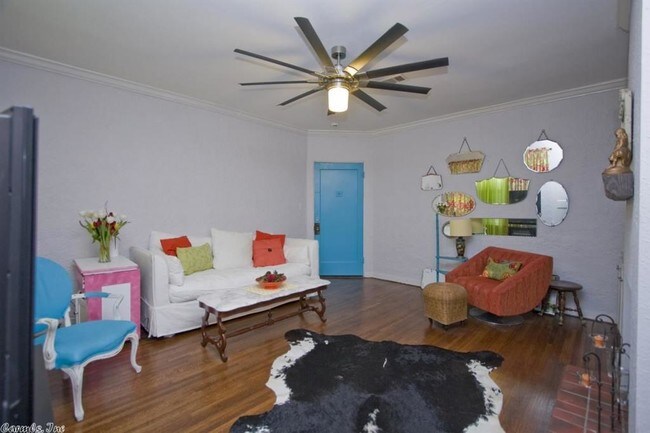 Foto del edificio - 1315 Kavanaugh, #8