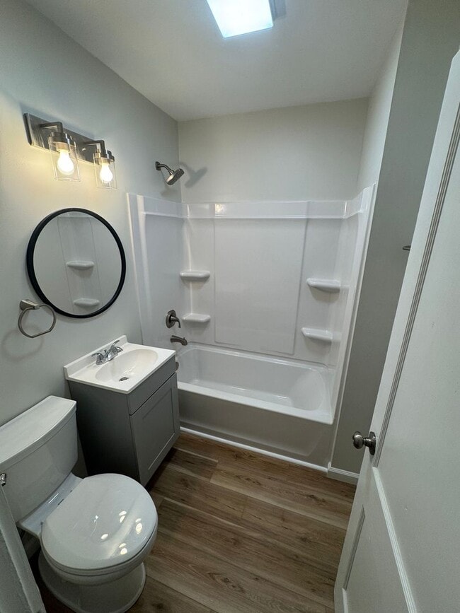Foto del edificio - 2 Bedroom West Hartford