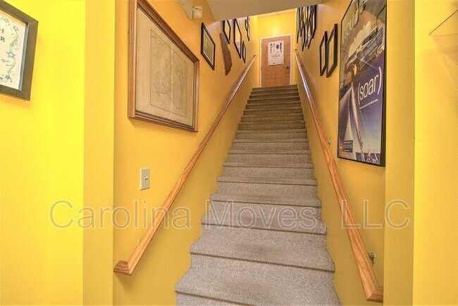 Foto del edificio - 16 Berryblue Ct