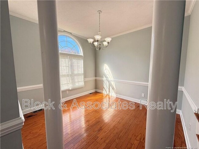 Building Photo - 183 Wildwood Dr