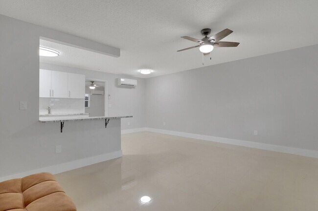 Foto del edificio - 914 N Federal Hwy