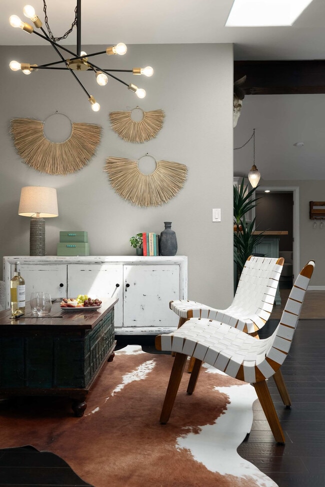 Building Photo - 6922 Jackson Dr