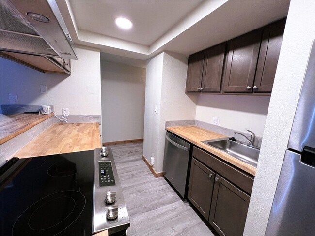 Foto del edificio - Long Term Rental- Mountainside Condos E339