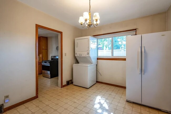 Foto del edificio - 504 N Elm Ave