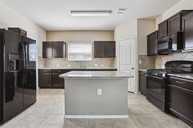 Foto del edificio - 5713 Kennedy St