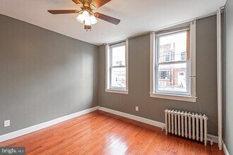 Building Photo - 1836 S 10th St