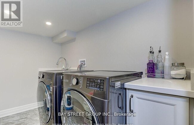 Building Photo - 17 Ben Sinclair Ave