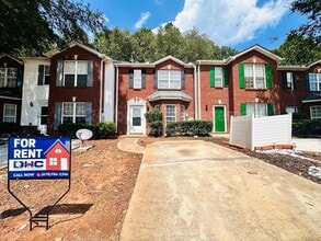 Building Photo - 5607 Strathmoor Manor Cir