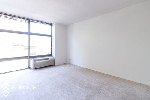 Foto del edificio - 1 E Scott