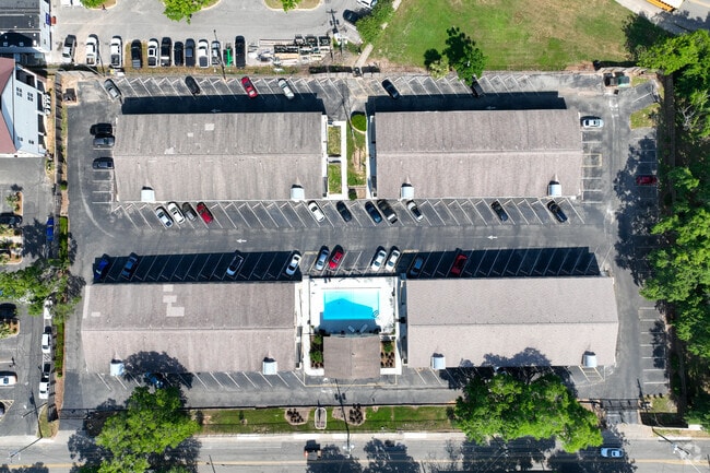 403 Hayden Rd - Alternate View - Renegade Condominiums