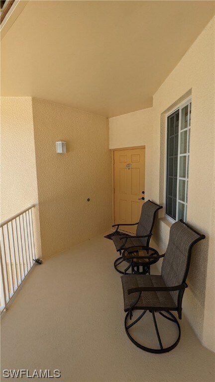 Foto del edificio - 19441 Cromwell Ct