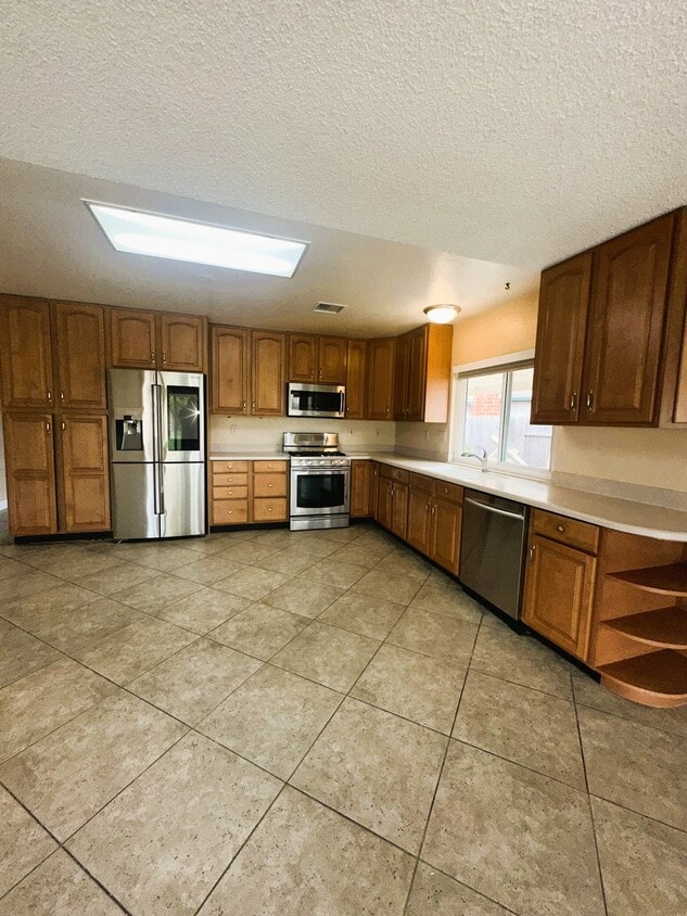 Foto principal - 11090 Virgo Pl