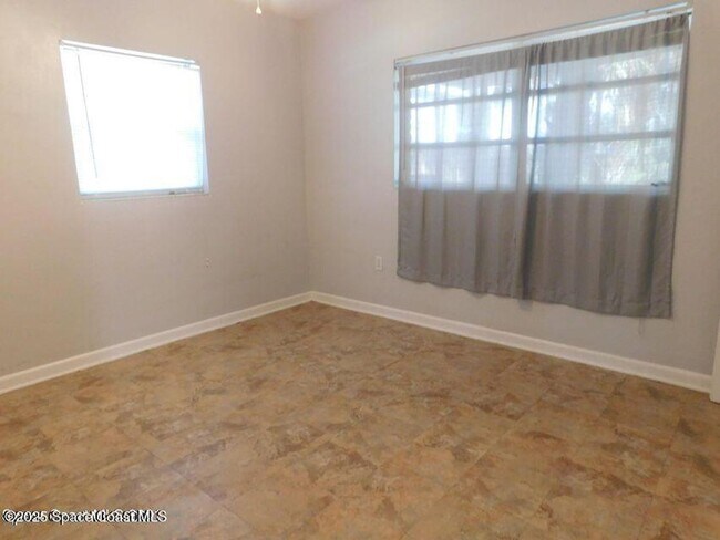 Foto del edificio - 3245 Citrus Ct