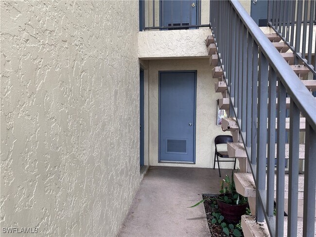 Foto del edificio - 1440 Green Valley Cir