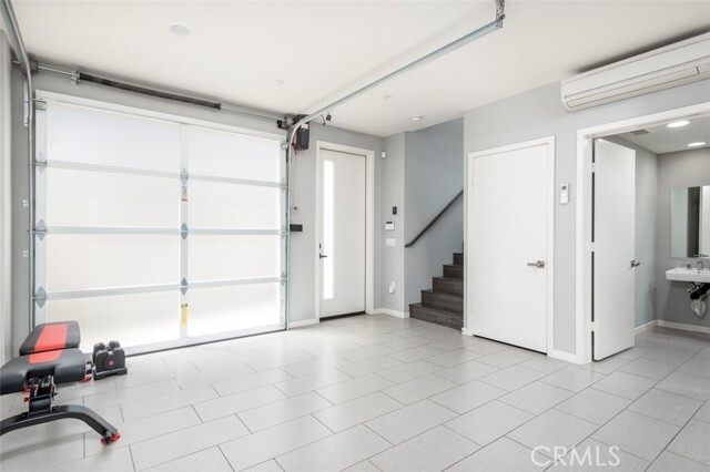 Building Photo - 131 Tribeca Way