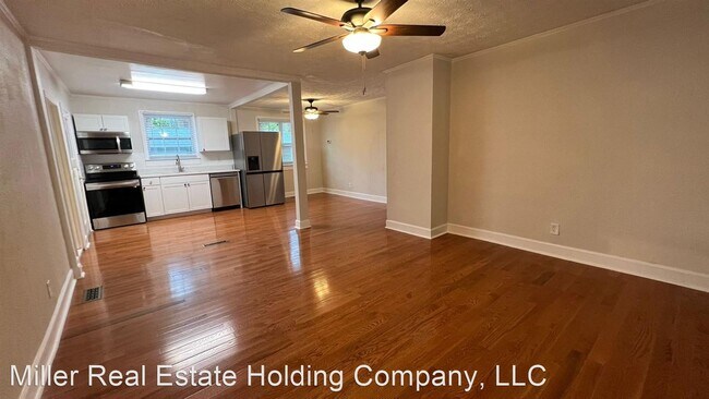 Foto del edificio - 3 br, 1 bath House - 2408 East 39th St