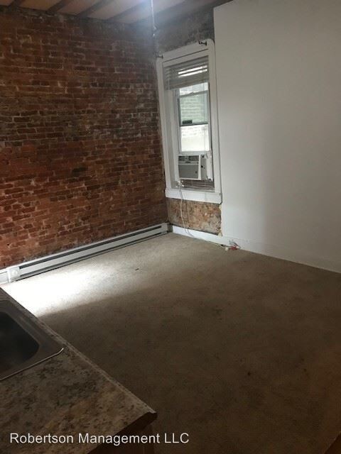 Building Photo - 4162 W Girard Ave