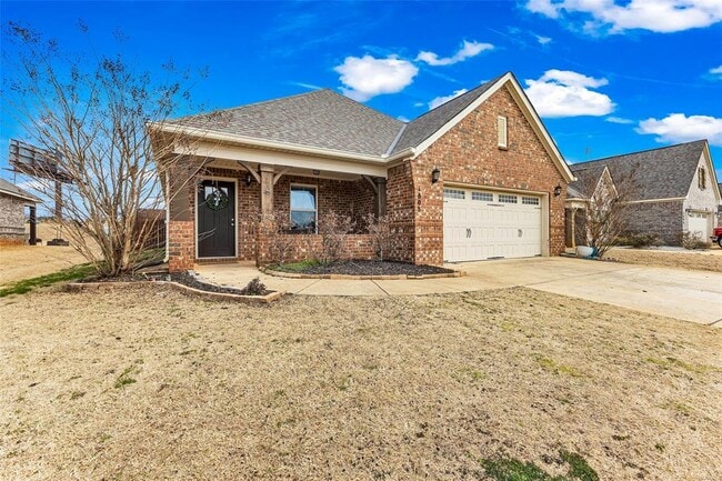 Building Photo - 1808 Mabel Dr