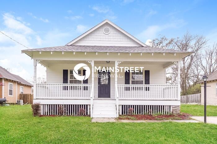 Primary Photo - 3 Bedroom Pet-Friendly Home in CALERA, AL ...