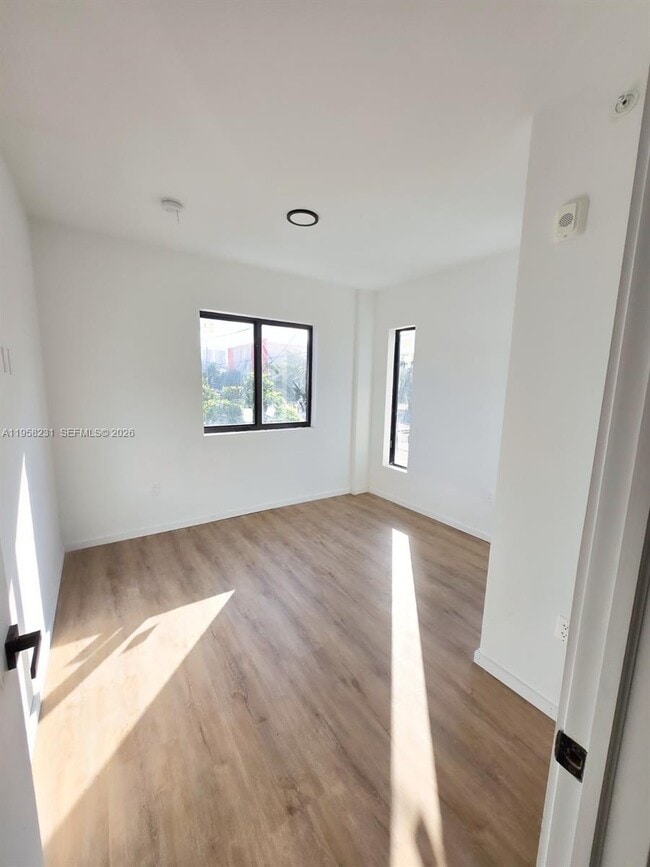 Foto del edificio - 753 NW 30th St