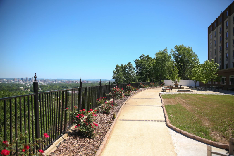 Primary Photo - 260 Goodwin Crest Dr