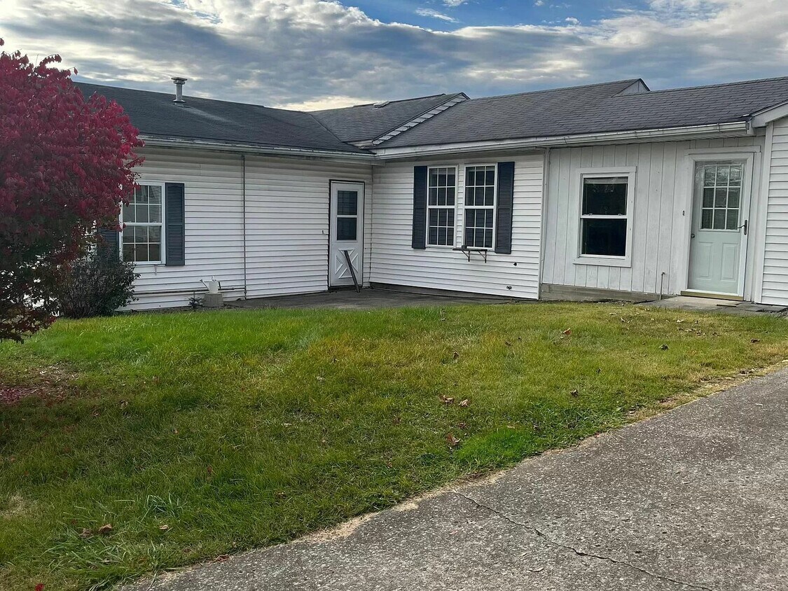 Primary Photo - 3129 Fairmont Ave
