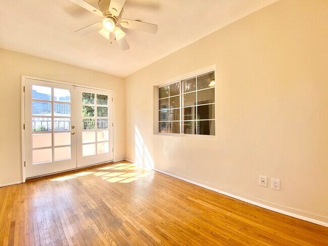 Foto del edificio - 326 S Spalding Dr