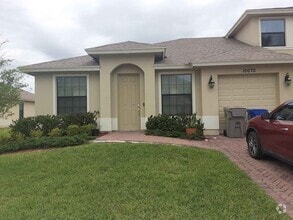 Building Photo - 10070 W Villa Cir