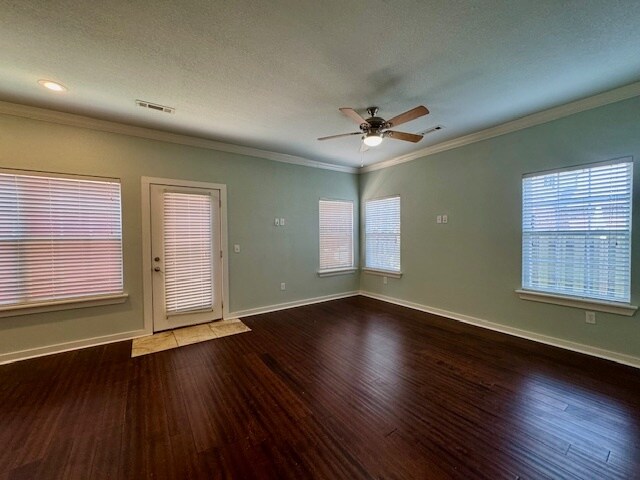 Foto del edificio - 2706 SW Arbor Rd