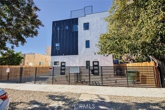 Building Photo - 6425 Troost Ave