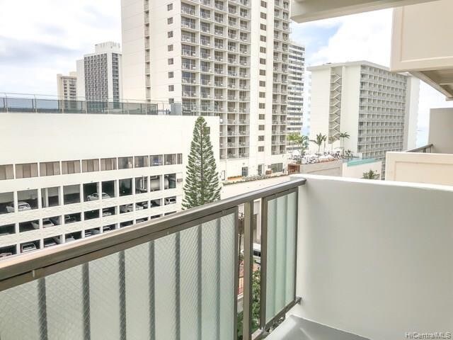Building Photo - 2465 Kuhio Ave